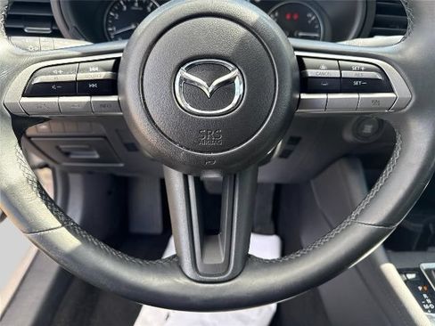 Used 2023 MAZDA MAZDA3 s FWD image 10