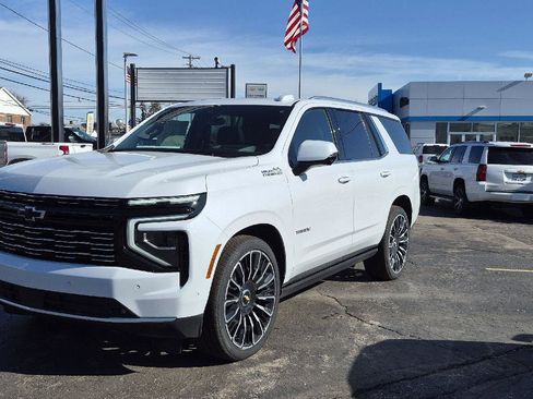 New 2026 Chevrolet Tahoe High Country AWD/4WD image 1