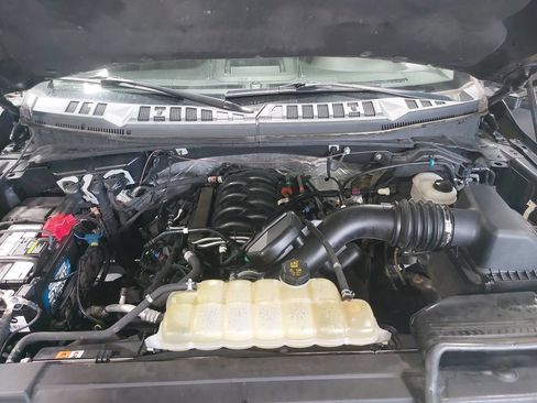 Used 2019 Ford F150 XLT w/ Equipment Group 302A Luxury AWD/4WD image 29