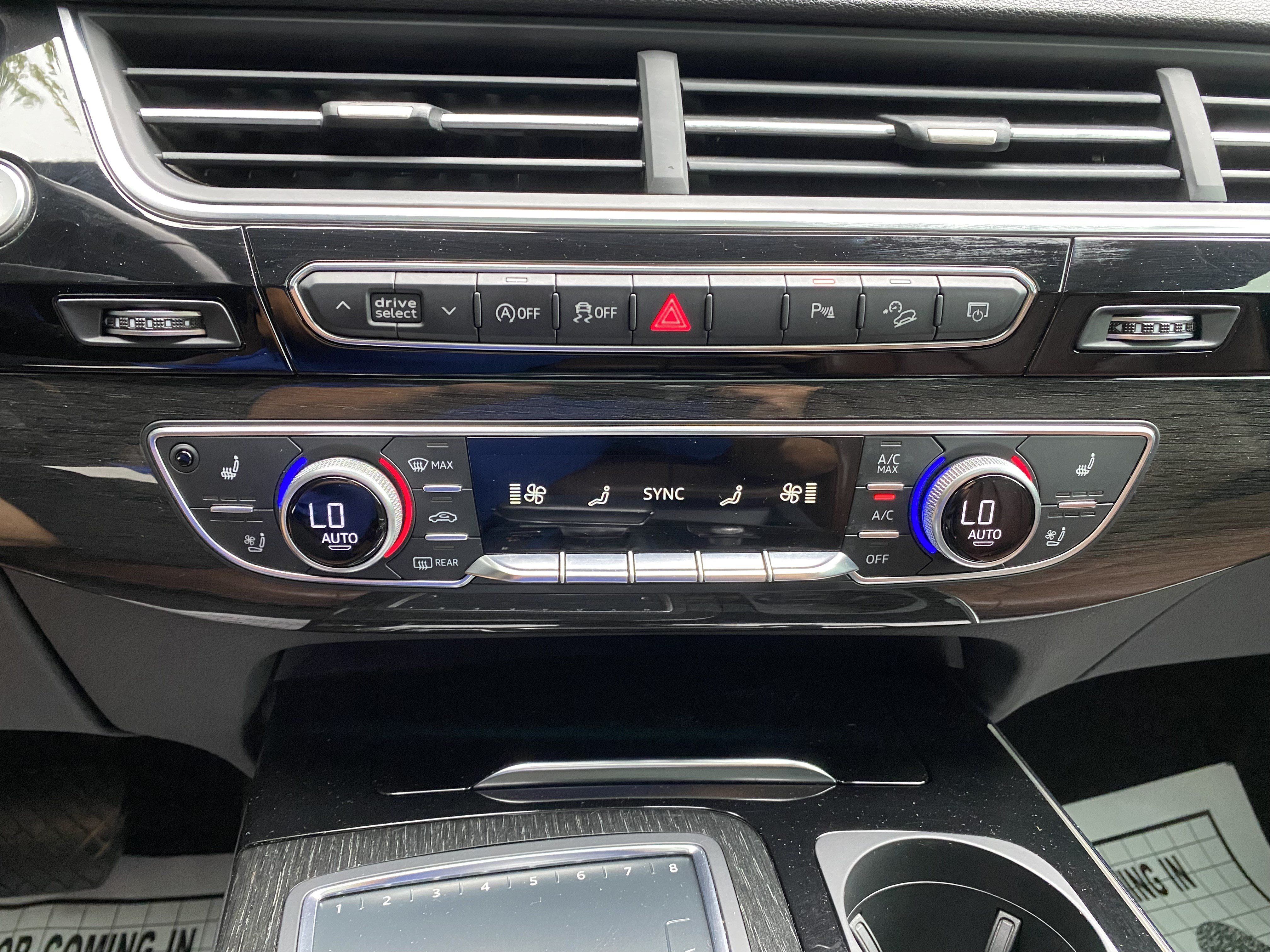Used 2018 Audi Q7 3.0T Prestige AWD/4WD image 27