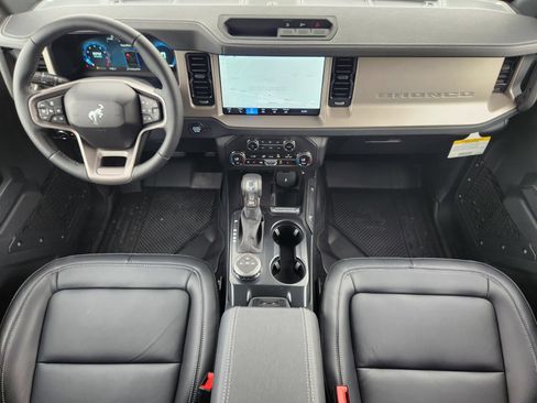 New 2026 Ford Bronco Outer Banks AWD/4WD image 23
