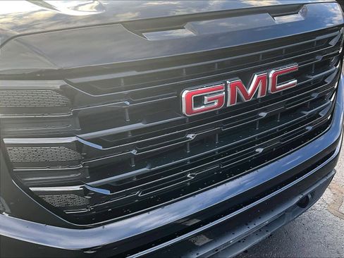 Used 2022 GMC Sierra 1500 Elevation image 31