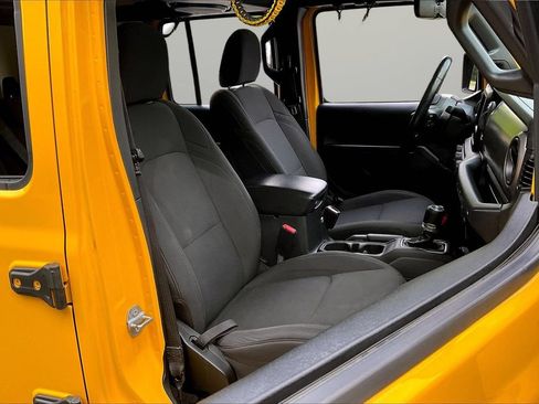 Used 2021 Jeep Wrangler Unlimited Sport AWD/4WD image 23