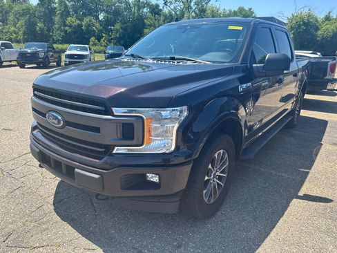 Used 2020 Ford F150 XLT w/ Equipment Group 302A Luxury AWD/4WD image 28