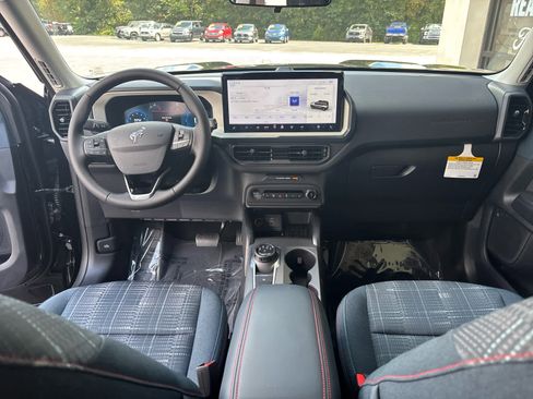 New 2025 Ford Bronco Sport Heritage w/ Convenience Package image 19