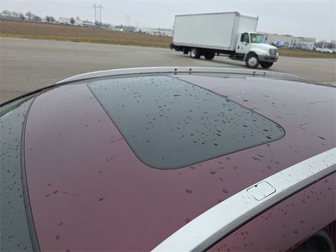 Used 2018 Honda CR-V Touring image 27