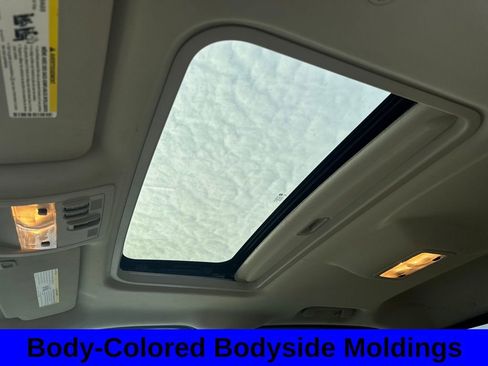 Used 2010 Chevrolet Silverado 1500 LTZ w/ White Diamond Tricoat Edition image 32