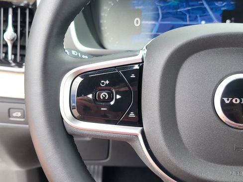 Certified 2026 Volvo XC90 B5 Plus w/ Protection Package AWD/4WD image 16