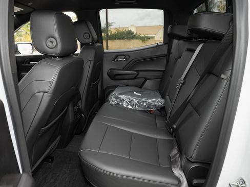 New 2026 Chevrolet Colorado LT image 33