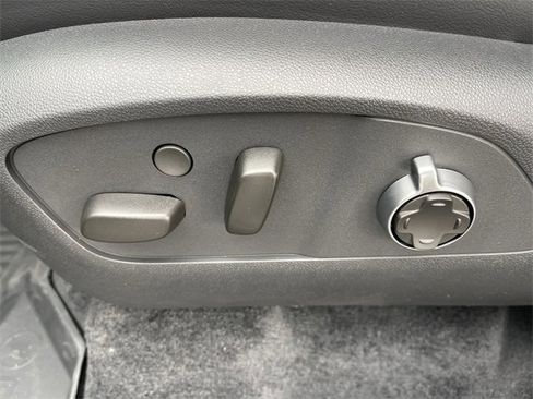 New 2025 Buick Enclave Avenir w/ Super Cruise Package image 12