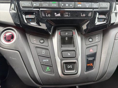 Used 2024 Honda Odyssey Sport image 25