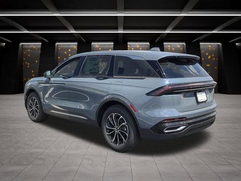 New 2026 Lincoln Nautilus Premier w/ Equipment Group 102A AWD/4WD image 3