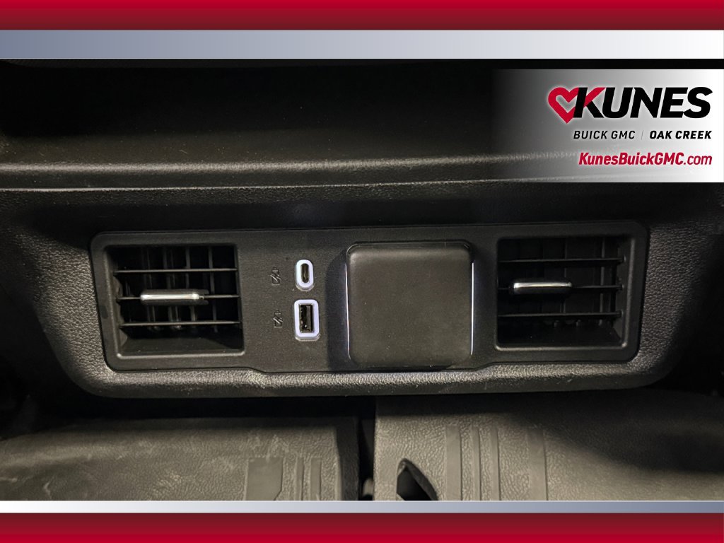 Used 2023 GMC Sierra 1500 SLE w/ X31 Off-Road Package AWD/4WD image 36
