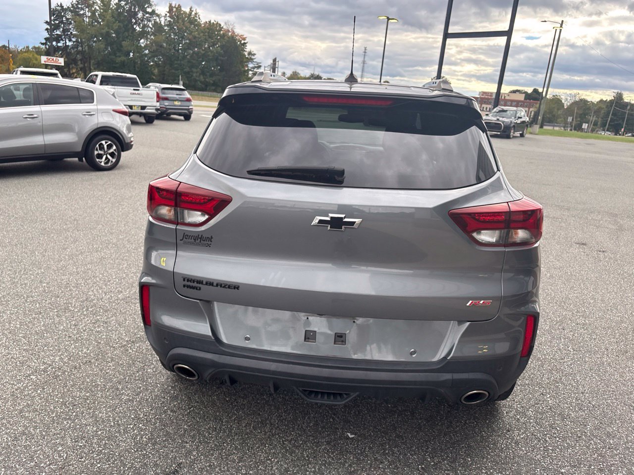 Used 2022 Chevrolet TrailBlazer RS w/ Sun and Liftgate Package AWD/4WD image 8