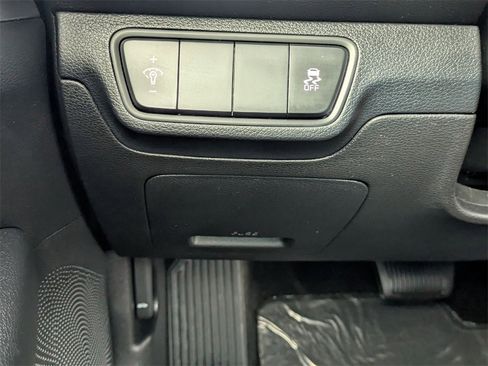 Used 2022 Kia Forte LXS image 20