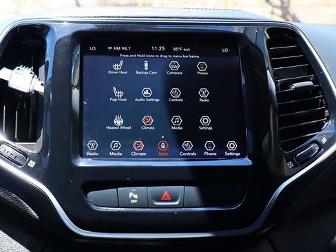 Used 2020 Jeep Cherokee Limited FWD image 50