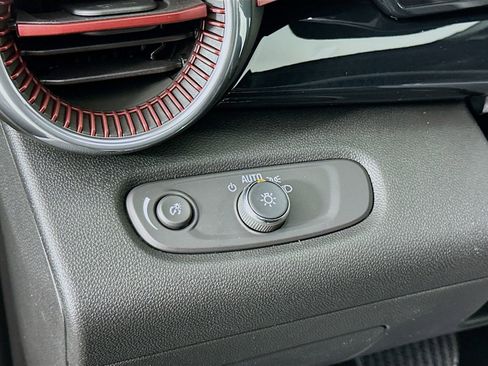 New 2026 Chevrolet Trax RS image 10