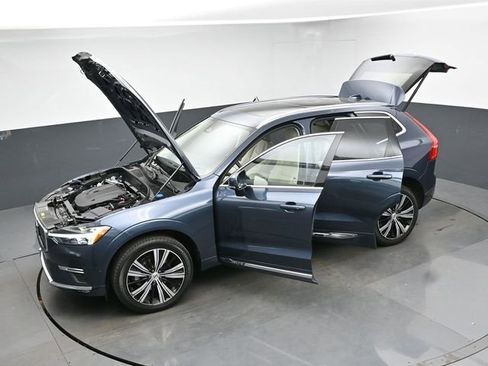 Used 2023 Volvo XC60 B5 Ultimate w/ Climate Package image 53
