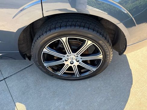Used 2021 Volvo XC60 T5 Inscription AWD/4WD image 14