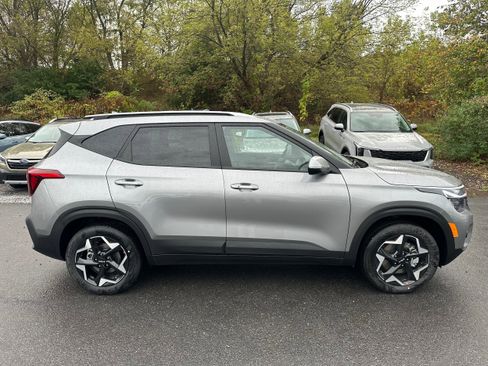 New 2026 Kia Seltos S image 4