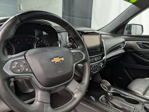 Certified 2023 Chevrolet Traverse LT w/ LT Premium Package AWD/4WD image 20