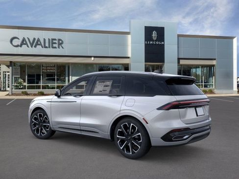 New 2026 Lincoln Nautilus Reserve image 4