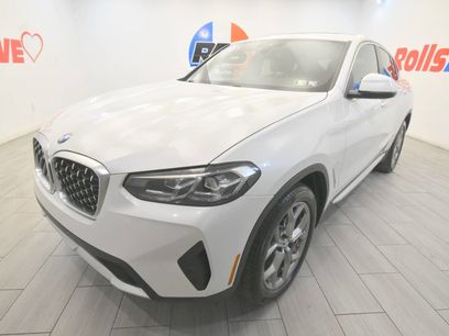 Used 2022 BMW X4 xDrive30i w/ Premium Package 2