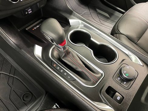 Used 2023 Chevrolet Traverse RS w/ LPO, Floor Liner Package image 33