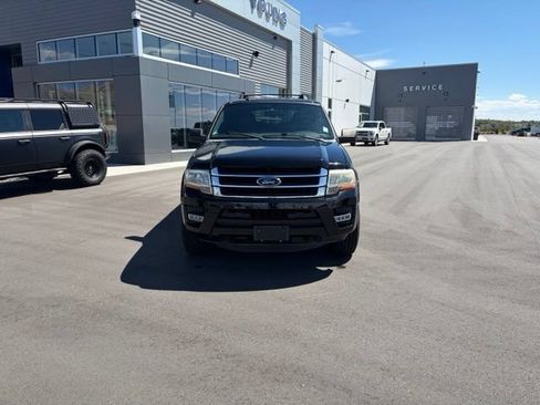 Used 2016 Ford Expedition EL XLT w/ Equipment Group 202A AWD/4WD image 8