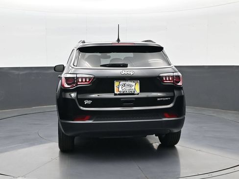 Used 2021 Jeep Compass Sport w/ Cold Weather Group FWD image 7