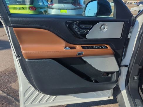 Used 2021 Lincoln Aviator Reserve w/ Equipment Group 201A image 29