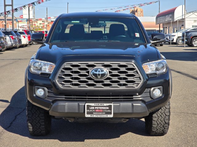 Used 2022 Toyota Tacoma TRD Off-Road AWD/4WD image 8