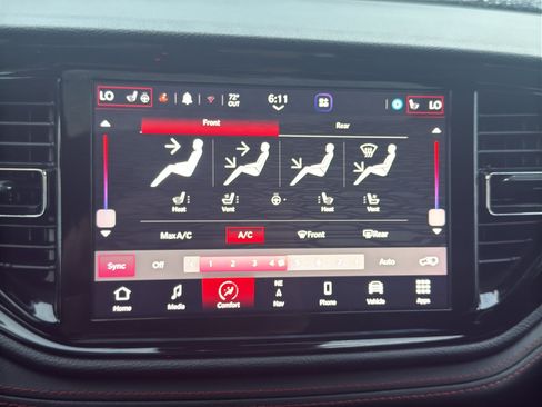 Used 2023 Dodge Durango GT AWD/4WD image 19
