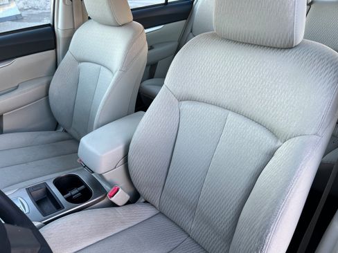 Used 2011 Subaru Legacy 2.5i image 15