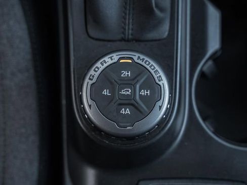 Used 2021 Ford Bronco Big Bend w/ Sasquatch Package image 34