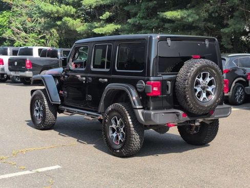 Used 2022 Jeep Wrangler Unlimited Rubicon w/ LED Lighting Group AWD/4WD image 8