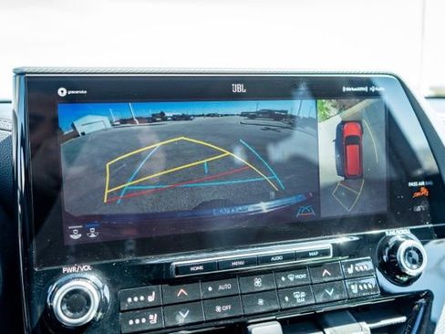 Used 2021 Toyota Highlander Platinum AWD/4WD image 25