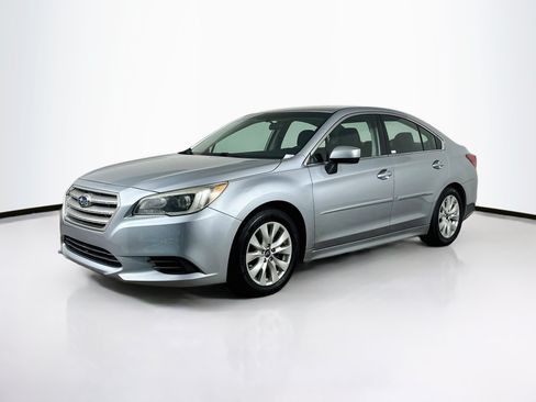 Used 2017 Subaru Legacy 2.5i Premium AWD/4WD image 3