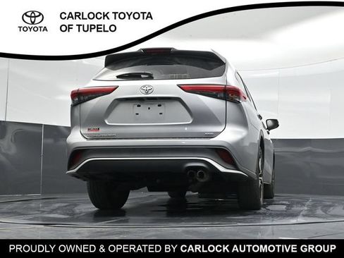 Used 2022 Toyota Highlander XSE FWD image 43