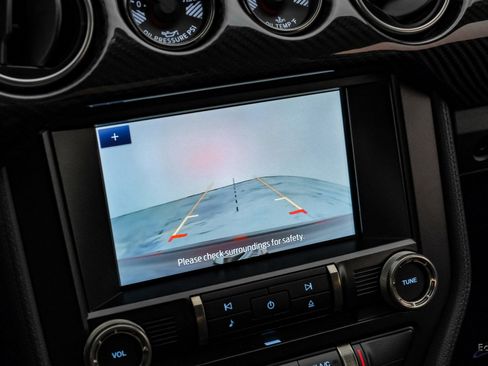 Used 2022 Ford Mustang Shelby GT500 w/ Carbon Fiber Track Pack image 85