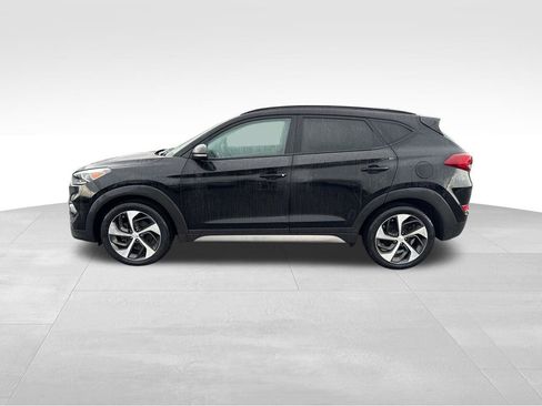 Used 2018 Hyundai Tucson Value w/ Cargo Package image 12