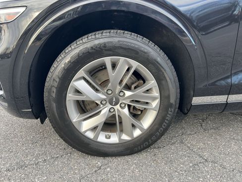 Used 2023 Genesis GV70 2.5T w/ Cargo Package image 12