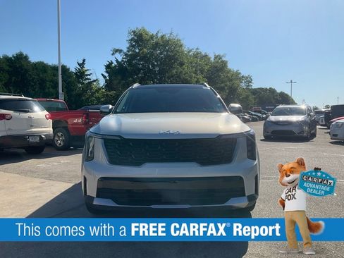 Certified 2026 Kia Sorento S w/ S Panoramic Sunroof Package FWD image 2