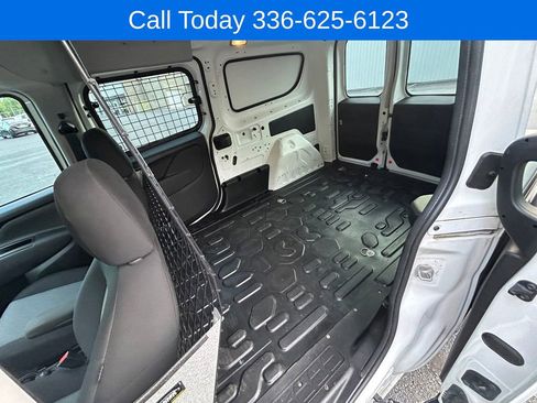 Used 2019 RAM ProMaster City Tradesman FWD image 13