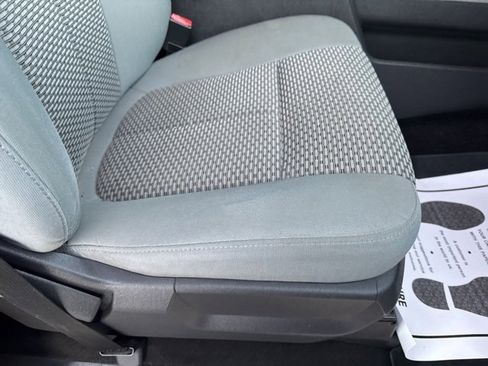 Used 2016 Ford F250 XLT w/ XLT Premium Package image 13