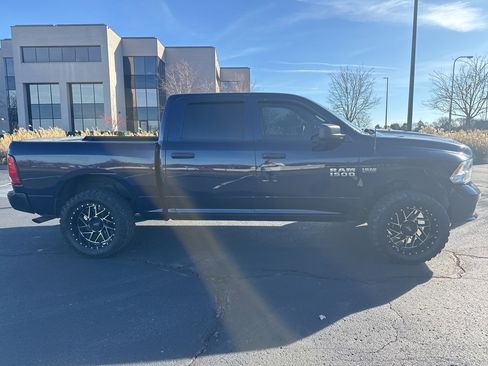 Used 2018 RAM 1500 Express w/ Express Value Package image 3