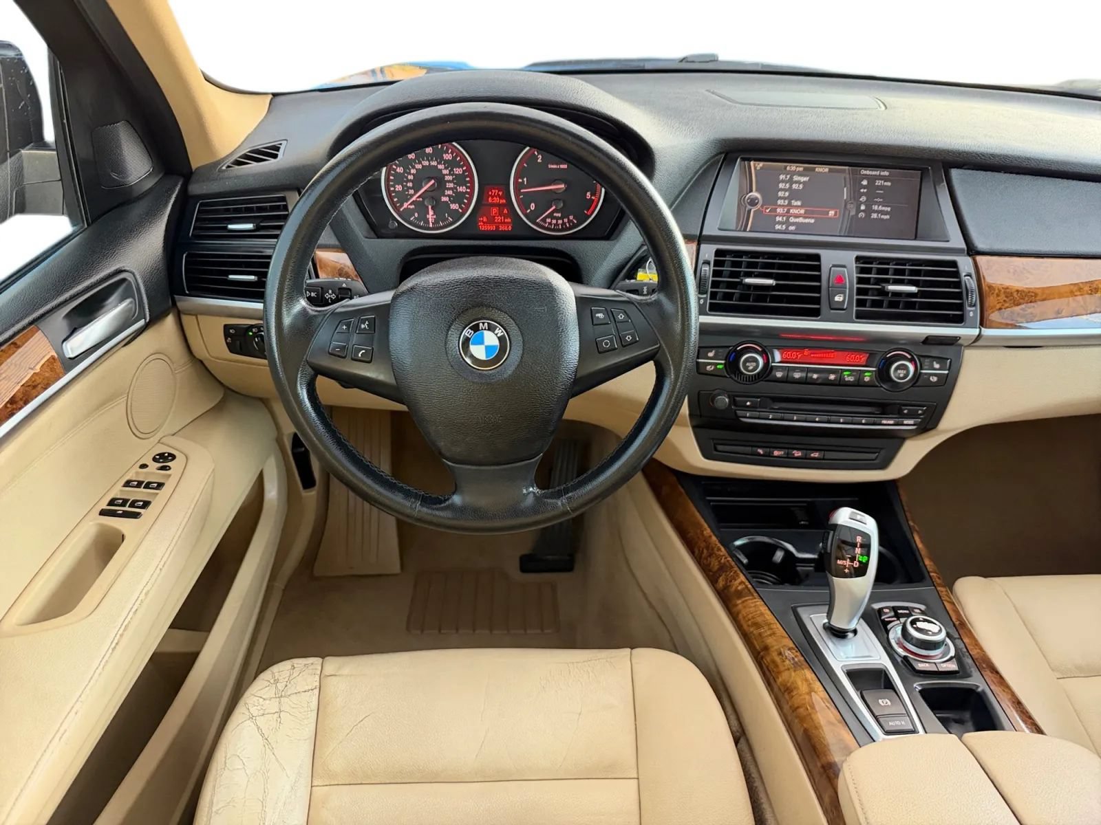 Used 2012 BMW X5 xDrive35d AWD/4WD image 26