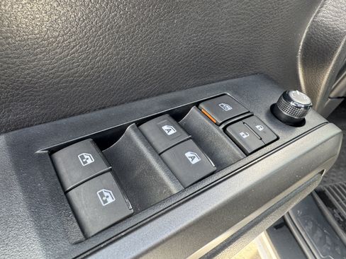 Certified 2023 Toyota Tacoma TRD Off-Road w/ TRD Premium Off Road Package image 10