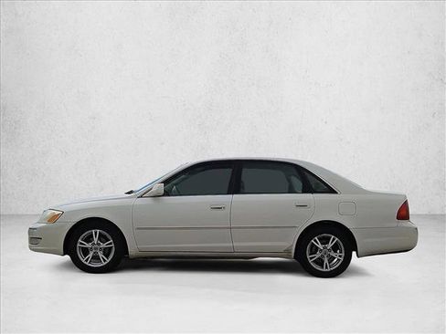 Used 2001 Toyota Avalon XLS FWD image 9