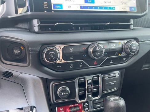 New 2024 Jeep Wrangler Unlimited Rubicon image 29